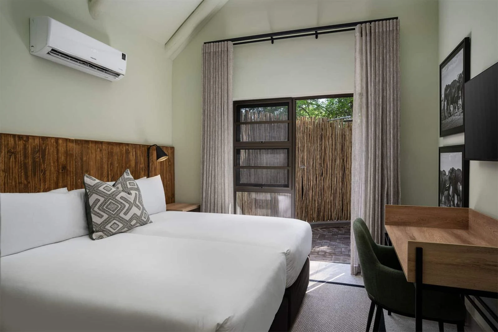 Villa — bedroom